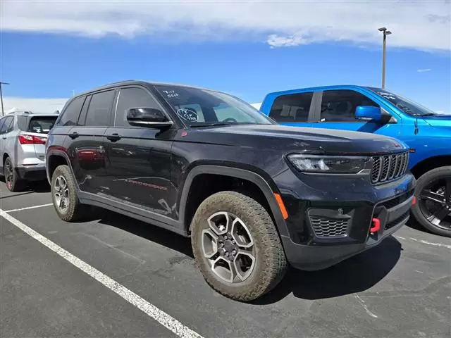 $39991 : Pre-Owned 2022 Grand Cherokee image 6