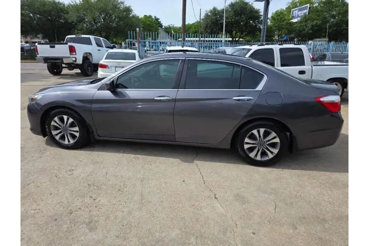 $8000 : 2014 Accord LX image 10