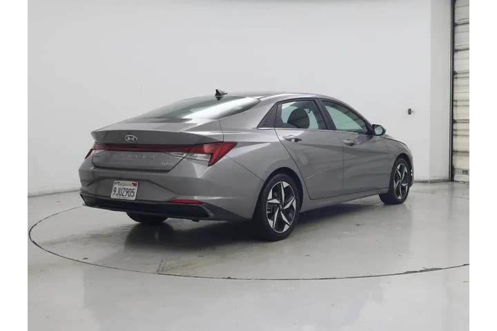 $24998 : Hyundai ELANTRA Hybrid 2023 image 8