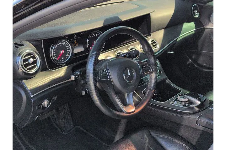 $18998 : Mercedes-Benz E-Class 2018 E image 8