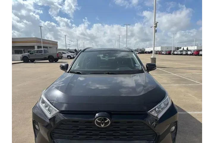 $22000 : Toyota RAV4 2021 XLE 4dr SUV image 6
