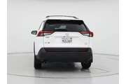 $31998 : Toyota RAV4 2023 AWD XLE 4dr thumbnail