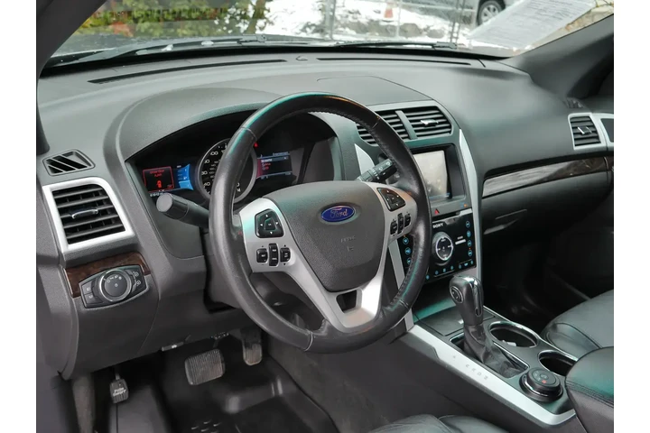$7495 : Ford Explorer 2011 AWD Limit image 4