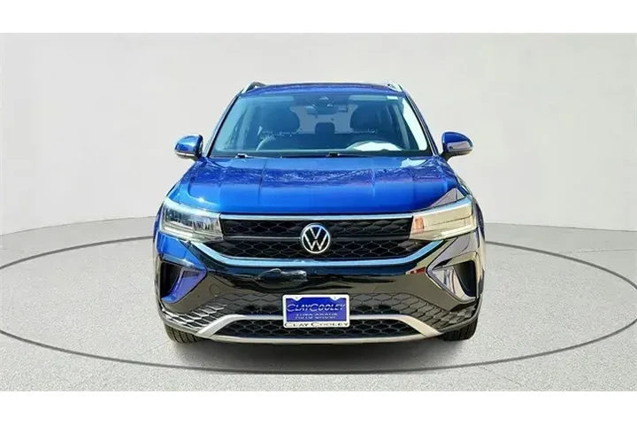 $22483 : Volkswagen Taos 2024 SE 4dr image 8