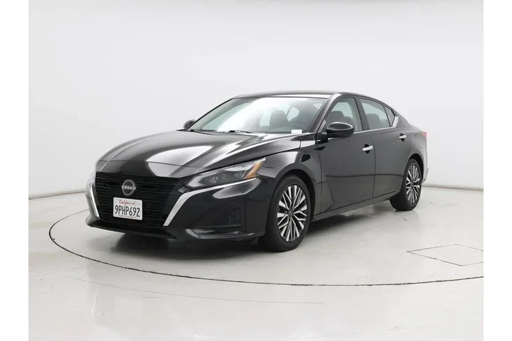 $17998 : Nissan Altima 2023 2.5 SV 4d image 4