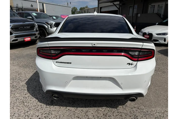 2022 Charger R/T image 5