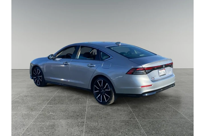 $33401 : Honda Accord Hybrid 2023 Tou image 3