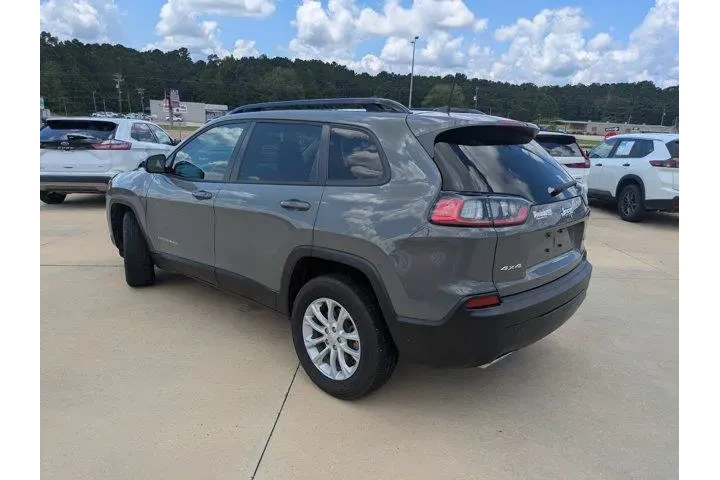 $24990 : Jeep Cherokee 2022 4x4 Latit image 6