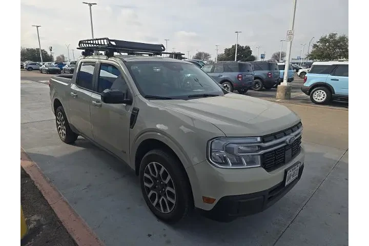 $29998 : Ford Maverick 2024 Lariat 4d image 1