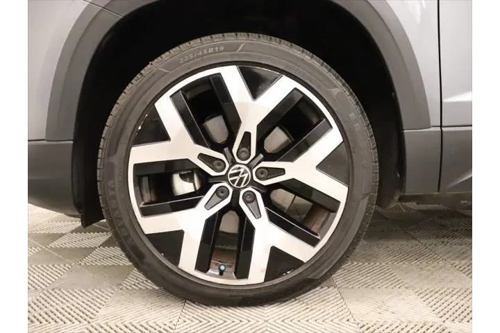 $19861 : Volkswagen Taos 2022 AWD SEL image 6