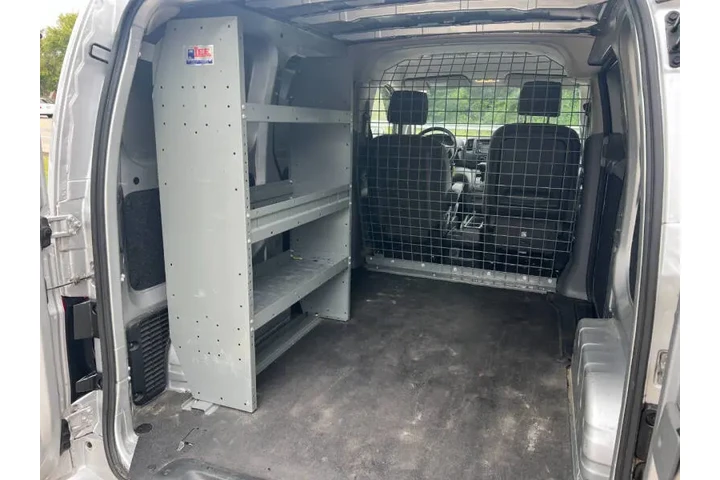 $7995 : 2018 NV200 SV image 9
