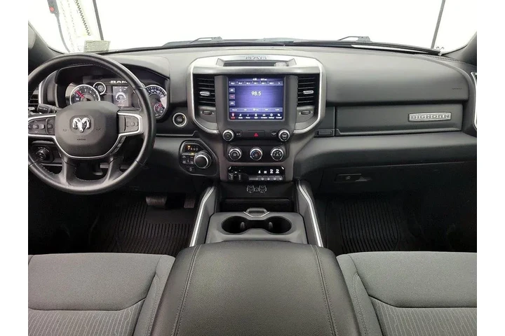 $36998 : Ram 1500 2021 4x4 Big Horn 4 image 9