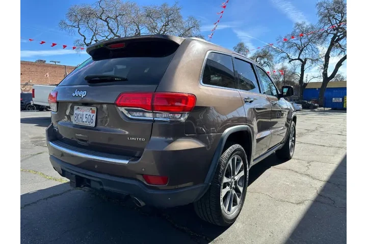2018 Grand Cherokee Limited image 7