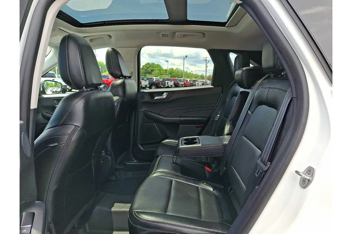$24800 : Ford Escape 2022 AWD SEL 4dr image 9