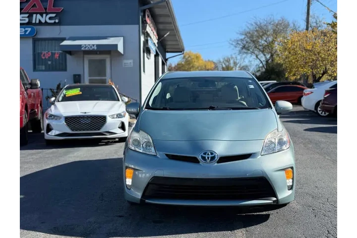 $14495 : 2015 Prius Two image 3