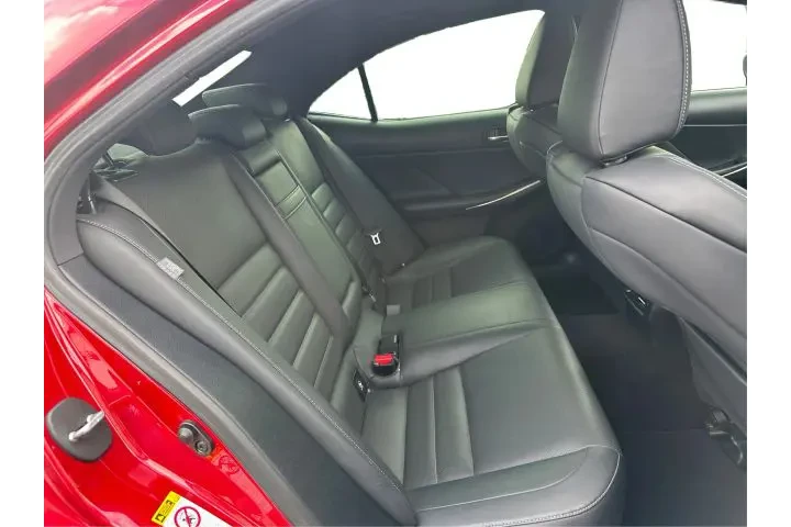 $19995 : 2014 LEXUS ISIS 250 SEDAN 4D image 3