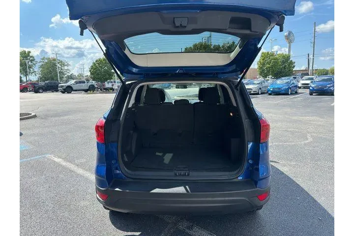 $13186 : Ford Escape 2019 S 4dr SUV image 7