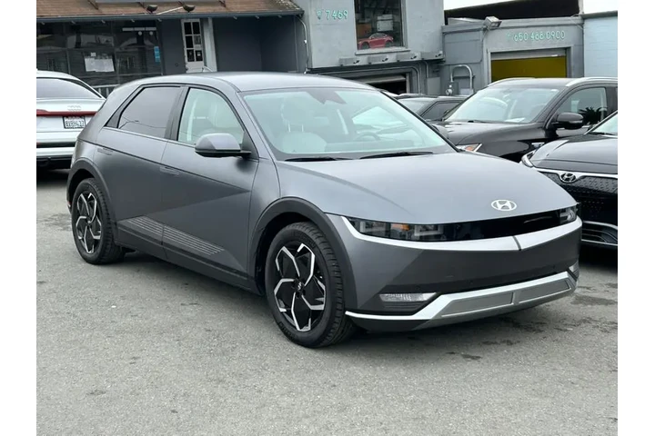 $26200 : 2023 IONIQ 5 SEL RWD image 3