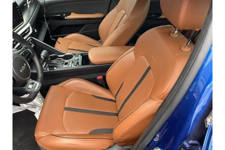 $26888 : Kia K5 2023 GT 4dr Sedan image 5