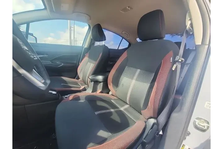 $17998 : Nissan Versa 2023 SR 4dr Sed image 7