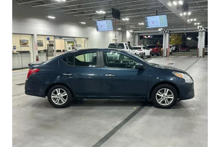 $6375 : Nissan Versa 2015 1.6 SV 4dr image 8