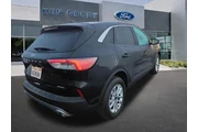 $18063 : Ford Escape 2021 AWD SE 4dr thumbnail