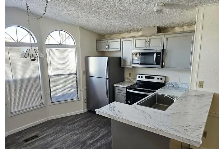 $800 : los sentidos en El Monte, CA image 4