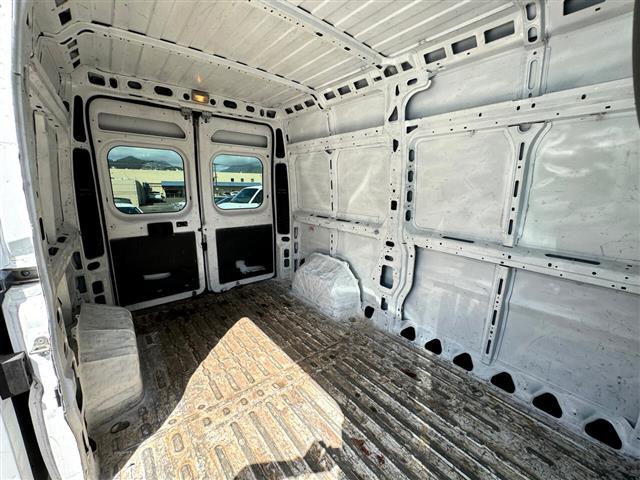 $27995 : 2019 RAM ProMaster Cargo Van image 9