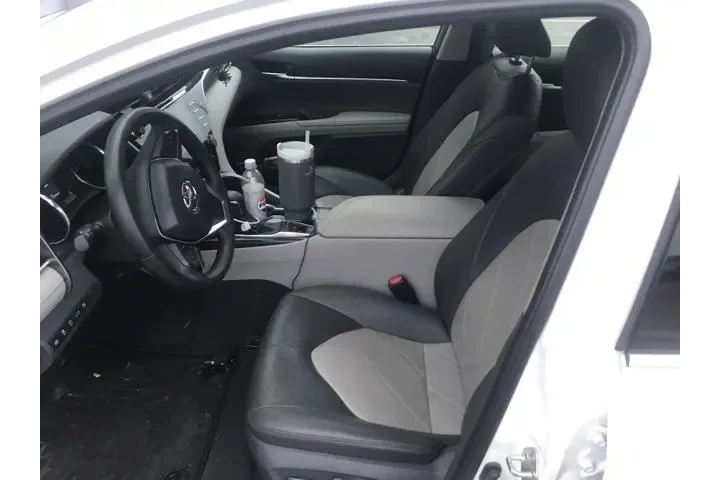 $22000 : Toyota Camry 2018 XLE 4dr Se image 6