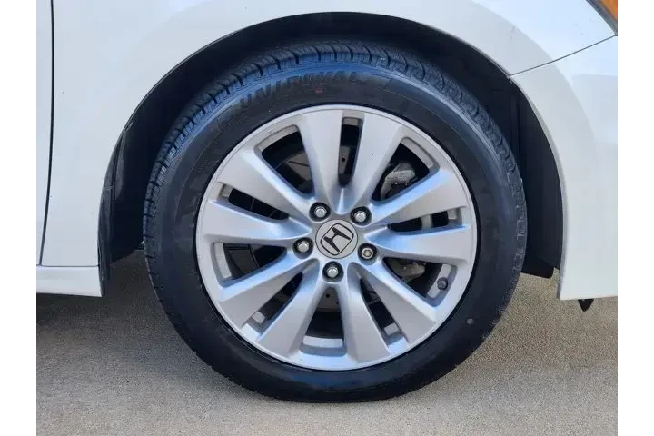 $10995 : Honda Accord 2011 EX-L V6 4d image 9