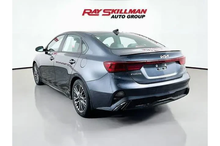 $25975 : Kia Forte 2023 GT-Line 4dr S image 4