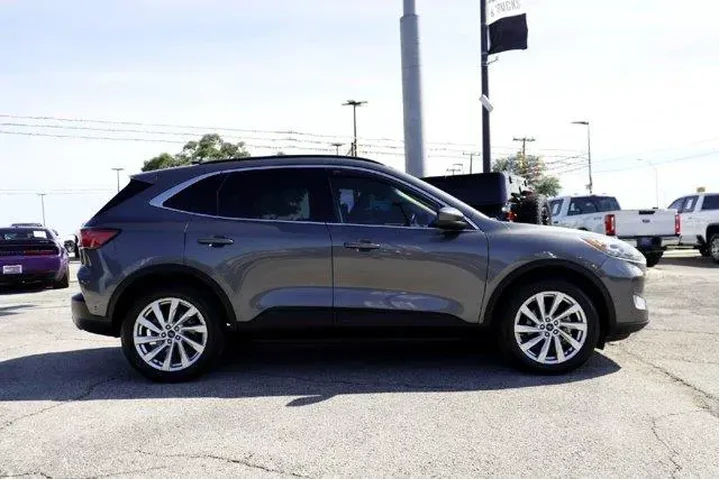 $26977 : Ford Escape 2022 AWD Titaniu image 4