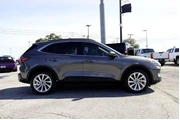 $26977 : Ford Escape 2022 AWD Titaniu thumbnail