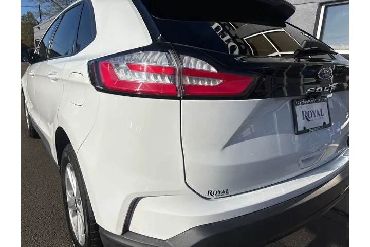 $23995 : 2023 Edge SE image 8