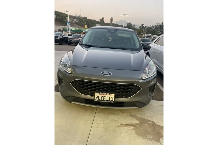 $20900 : Ford Escape 2022 SE 4dr SUV image 2