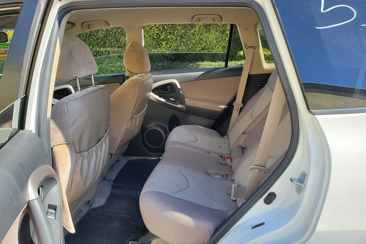 $1500 : Rav4 image 5