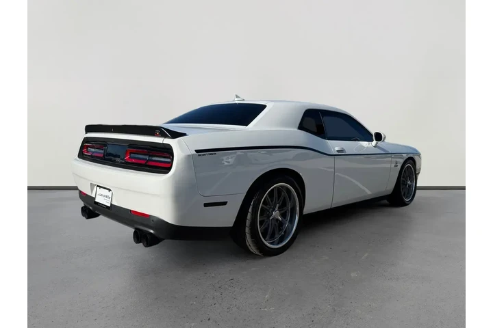 Dodge Challenger 2018 R/T Sc image 5