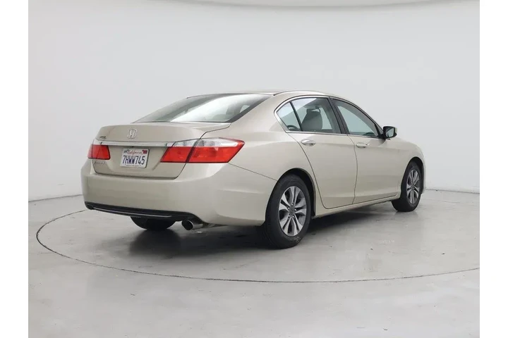 $13998 : Honda Accord 2014 LX 4dr Sed image 8