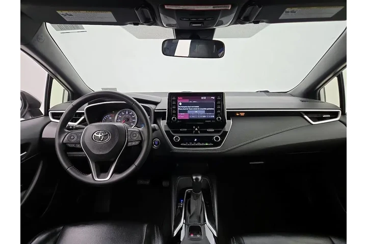 $22998 : Toyota Corolla Hatchback 202 image 9