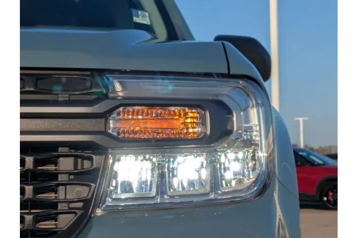 $25395 : Ford Maverick 2022 AWD XLT 4 image 8