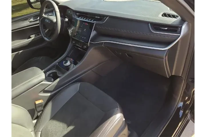 $39009 : Jeep Grand Cherokee L 2025 4 image 10