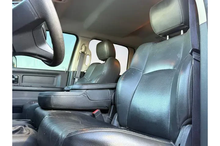 $32400 : Ram 2500 2016 4x4 Tradesman image 9