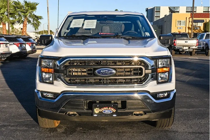 Ford F-150 2023 4x4 XLT 4dr image 2