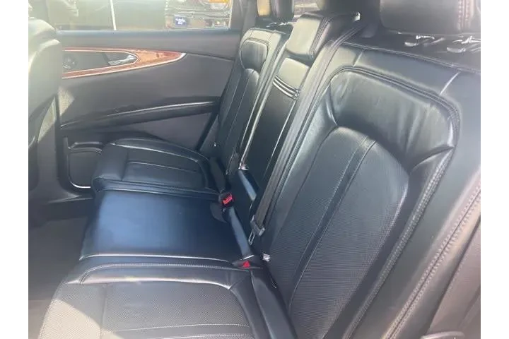 $21995 : Lincoln Nautilus 2019 AWD Re image 9