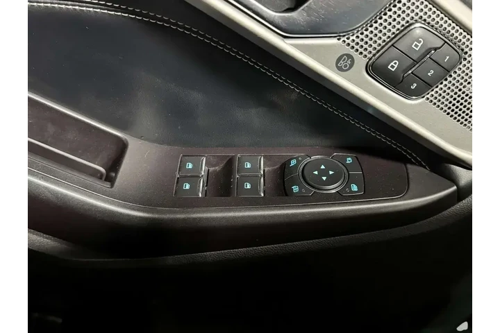 $25995 : Ford Explorer 2020 AWD ST 4d image 9