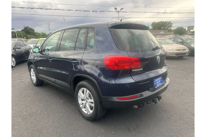 2013 Tiguan S 4Motion image 10