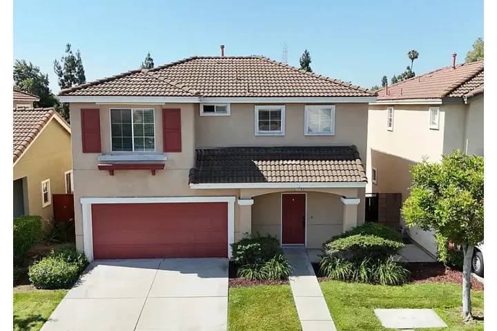 $2800 : 3-bedroom, 2.5-bathroom home image 1