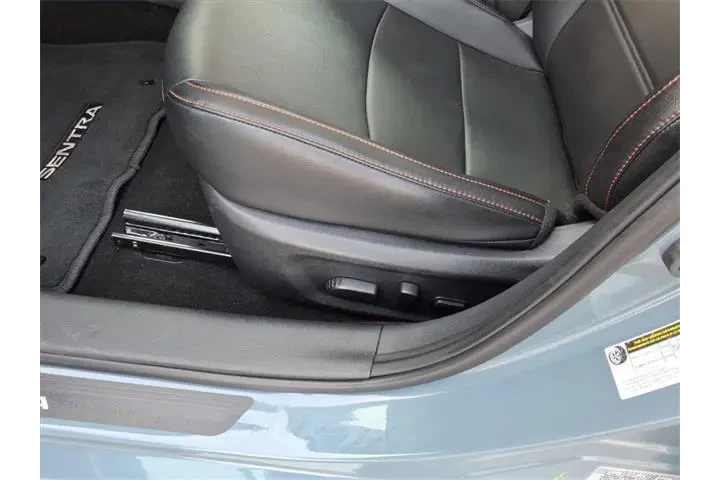 $23895 : Nissan Sentra 2024 SR 4dr Se image 4