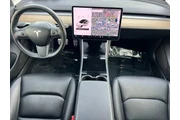 $18389 : Tesla Model 3 2018 Mid Range thumbnail