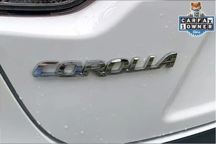 $26985 : Toyota Corolla Hybrid 2025 S image 8
